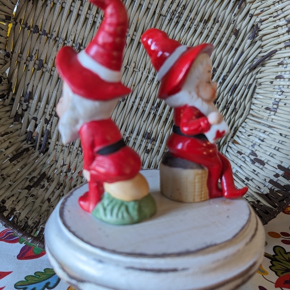 Elves Moonshiners Figurines 2 PC MCM Taiwan Elf Gnome Sprite Vintage Oddity - Picture 3 of 6